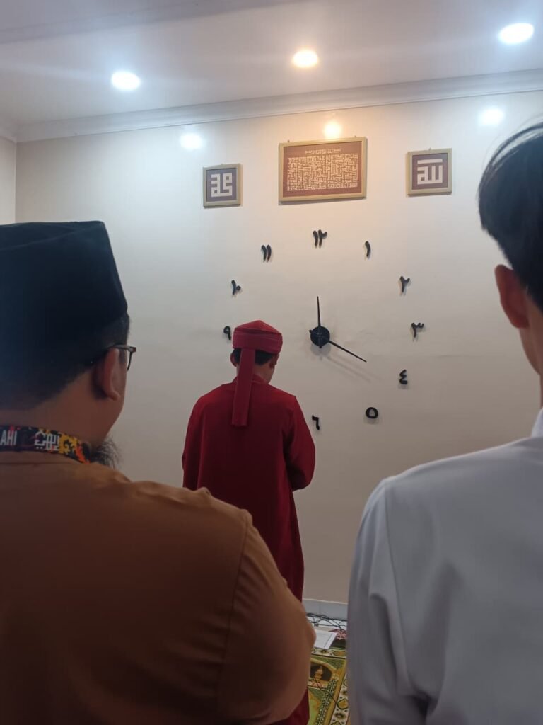 SMAIT Tunas Harapan Ilahi Tebar Imam Muda ke Berbagai Masjid di Kota Tangerang, Syiarkan Al-Qur’an di Bulan Ramadhan